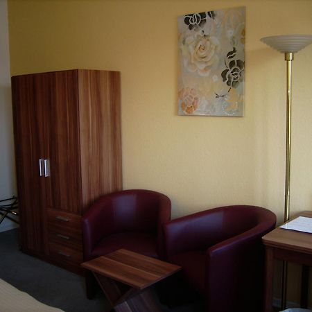 Eu Centralhotel Im Toennchen デュッセルドルフ エクステリア 写真