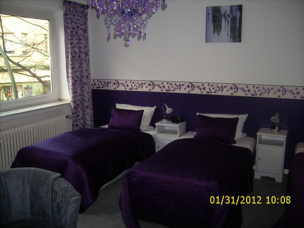 Eu Centralhotel Im Toennchen デュッセルドルフ エクステリア 写真