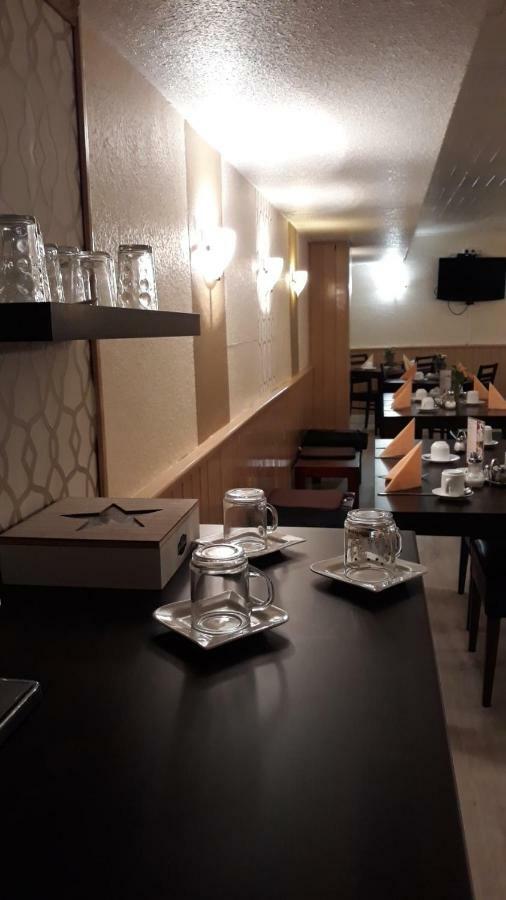 Eu Centralhotel Im Toennchen デュッセルドルフ エクステリア 写真
